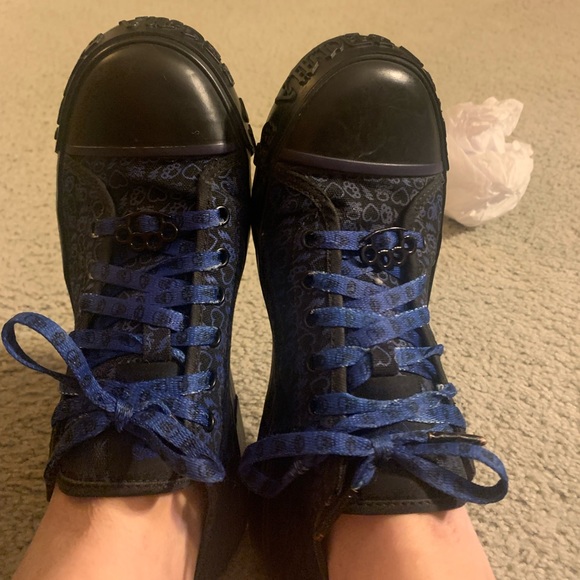 Dolls Kill sneakers - Picture 3 of 4